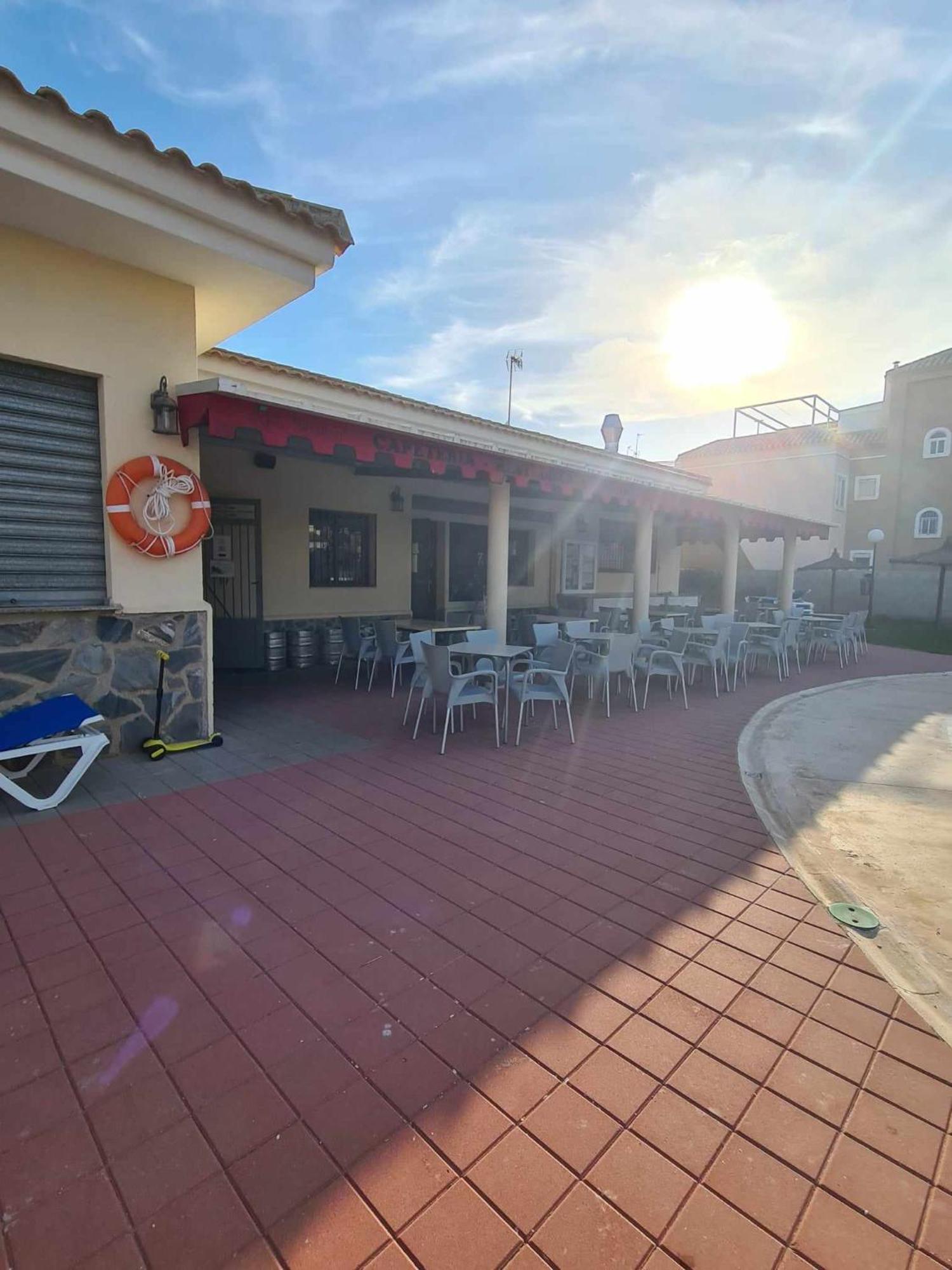 Alex Bungalow Apartment Torrevieja Exterior photo